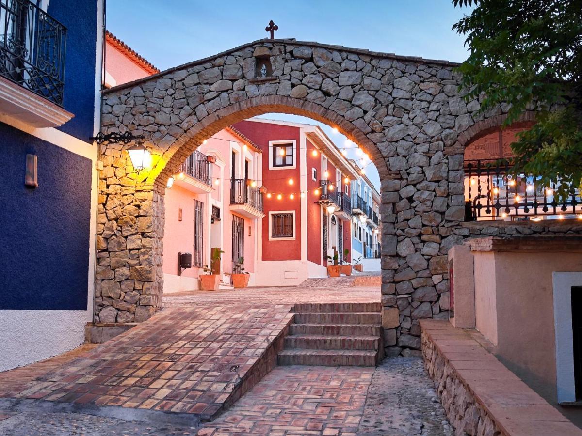 Occidental Pueblo Acantilado เอลกัมเปโญ ภายนอก รูปภาพ
